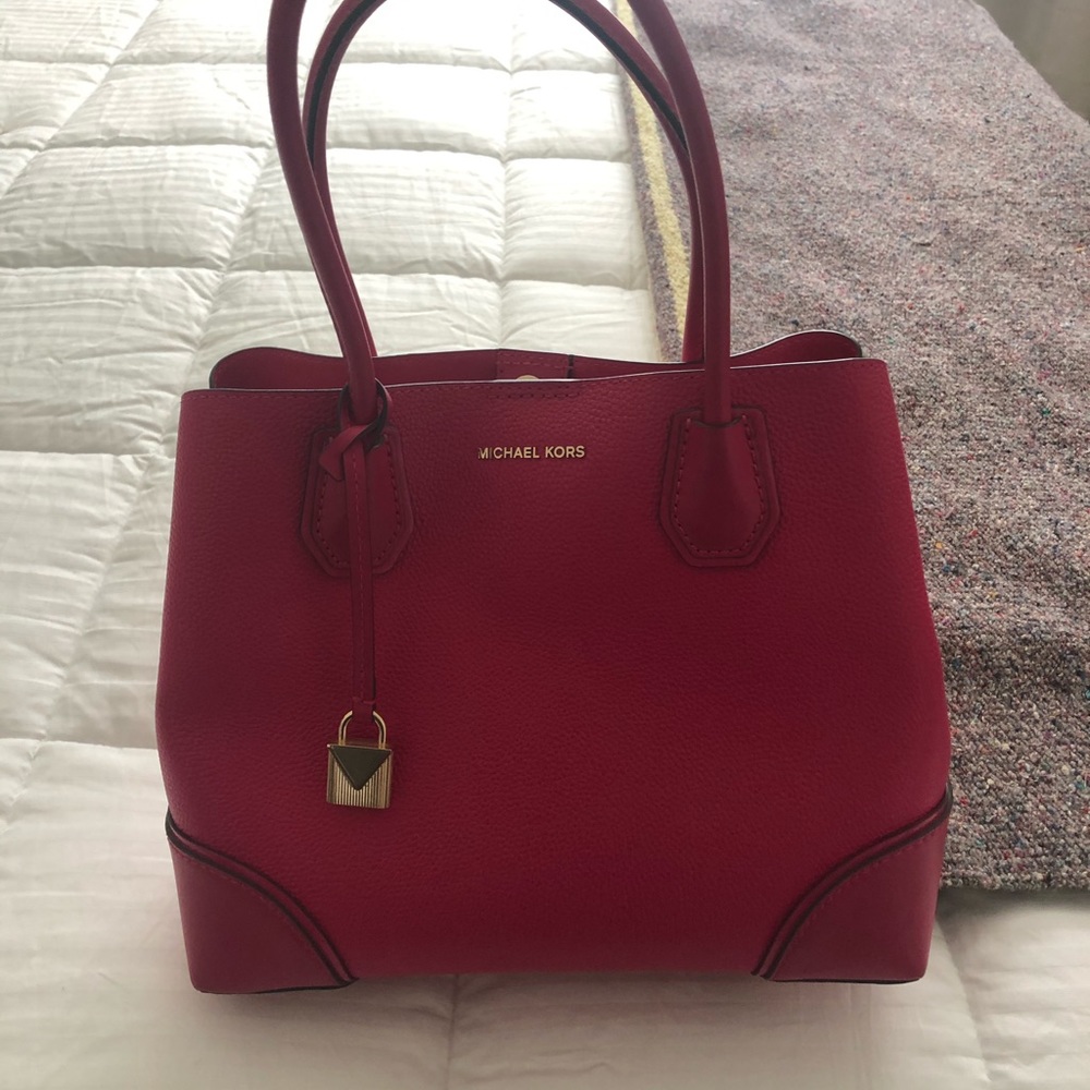 MK BAG